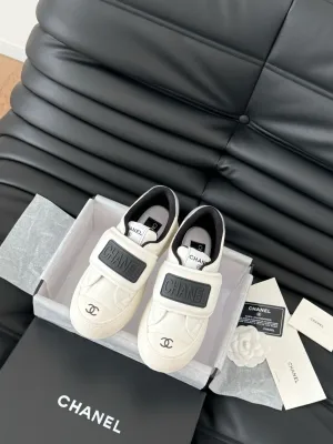 SE1543 Chanel Sneakers / Size5-11